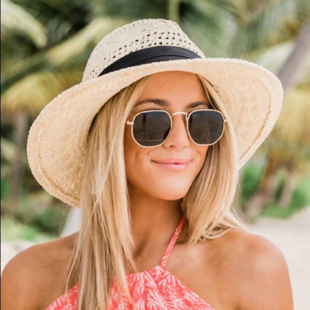 Light Beige Straw Hat